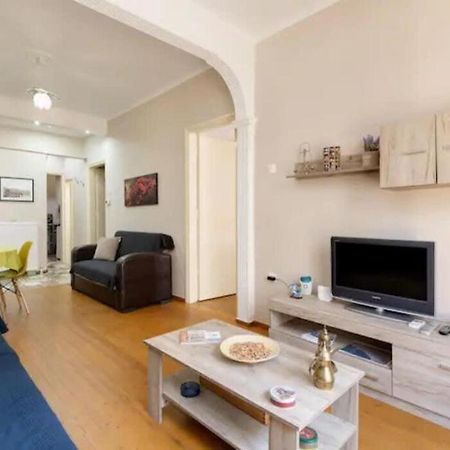 Private Pristine Balcony Home- Heart Of The Center Thessaloníki Exteriör bild